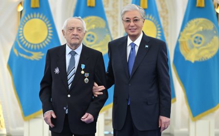 Президент альпинист Ерванд Ильинскийге «Қазақстанның Еңбек Ері» атағын тапсырды