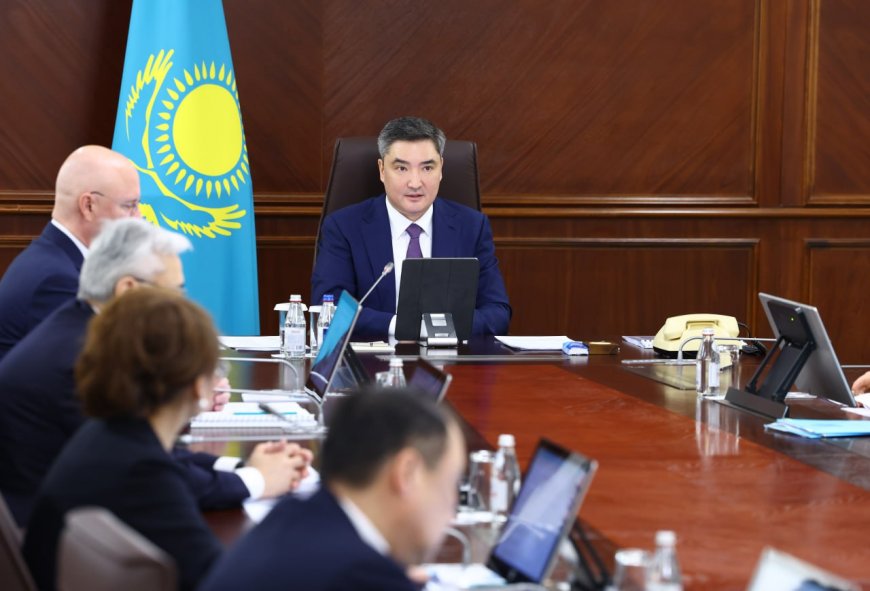 Бектенов әкімдіктерге жолдарды жөндеу барысына бақылауды күшейтуді тапсырды