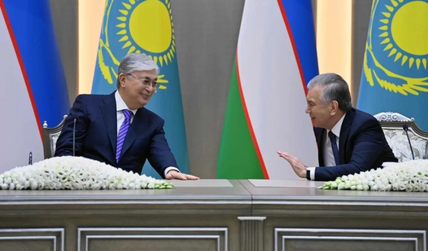 Тоқаев Бұқарада Шавкат Мирзиёевпен бейресми кездесу өткізеді