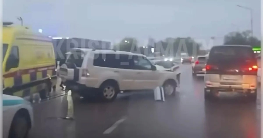 Алматы облысында 5 автокөлік соқтығысып қалды