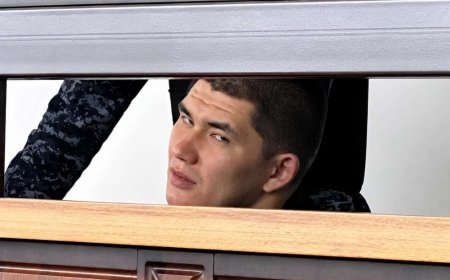 «Ақбаян басқа әйелмен ұстап алған»: сотта Сұлтан Сәрсемәлиевтің жүрісі сөз болды