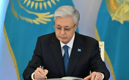 Құрылтайдың бірінші сессиясы қашан өтетіні белгілі болды: Тоқаев жарлыққа қол қойды