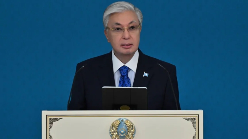 Тоқаев Қазақстандағы үш ірі автожолдың құрылысын бастап берді