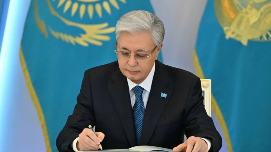 Құрылтайдың бірінші сессиясы қашан өтетіні белгілі болды: Тоқаев жарлыққа қол қойды